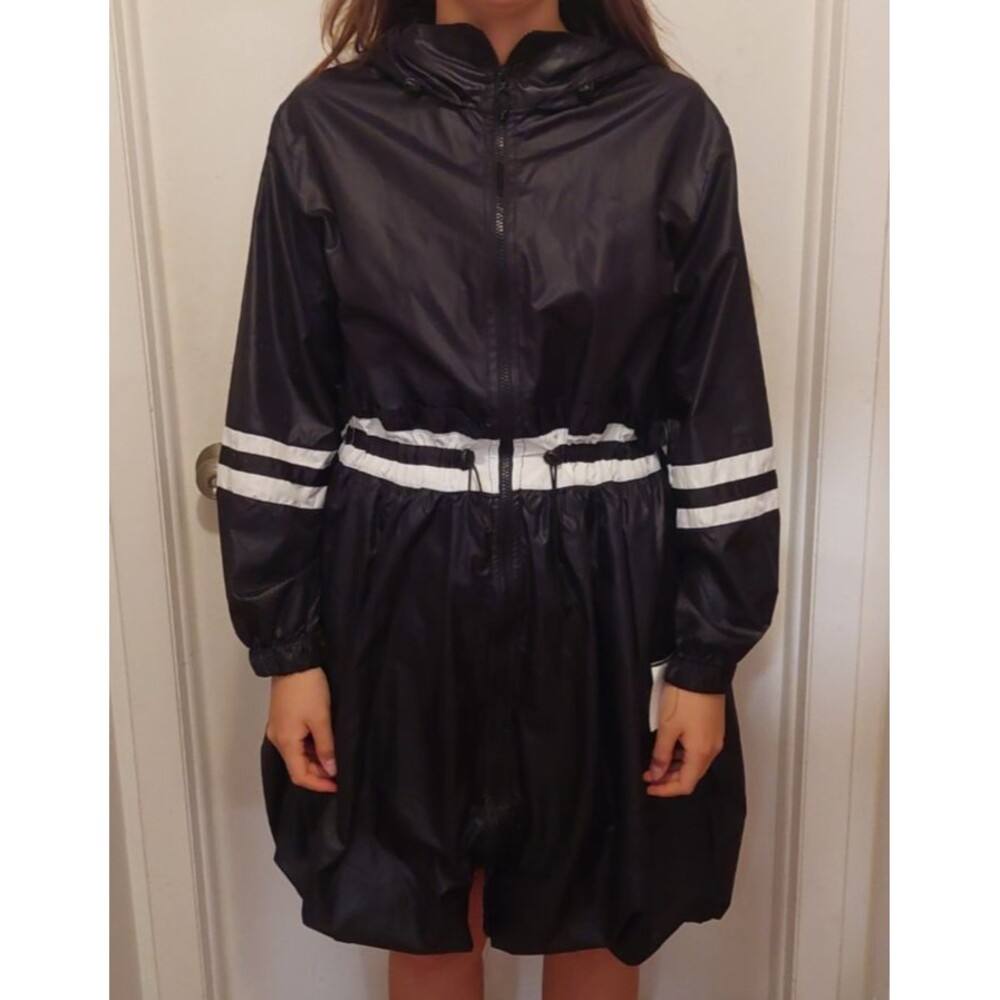 Black/n White Hooded Wind Breaker/ Rain Jacket/ Parka/ Bubble trench coat Medium